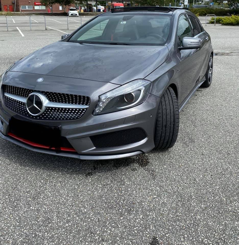 Mercedes-Benz ClaSse A250 Sport amg Automatique, essence , 2013 /// 13500€